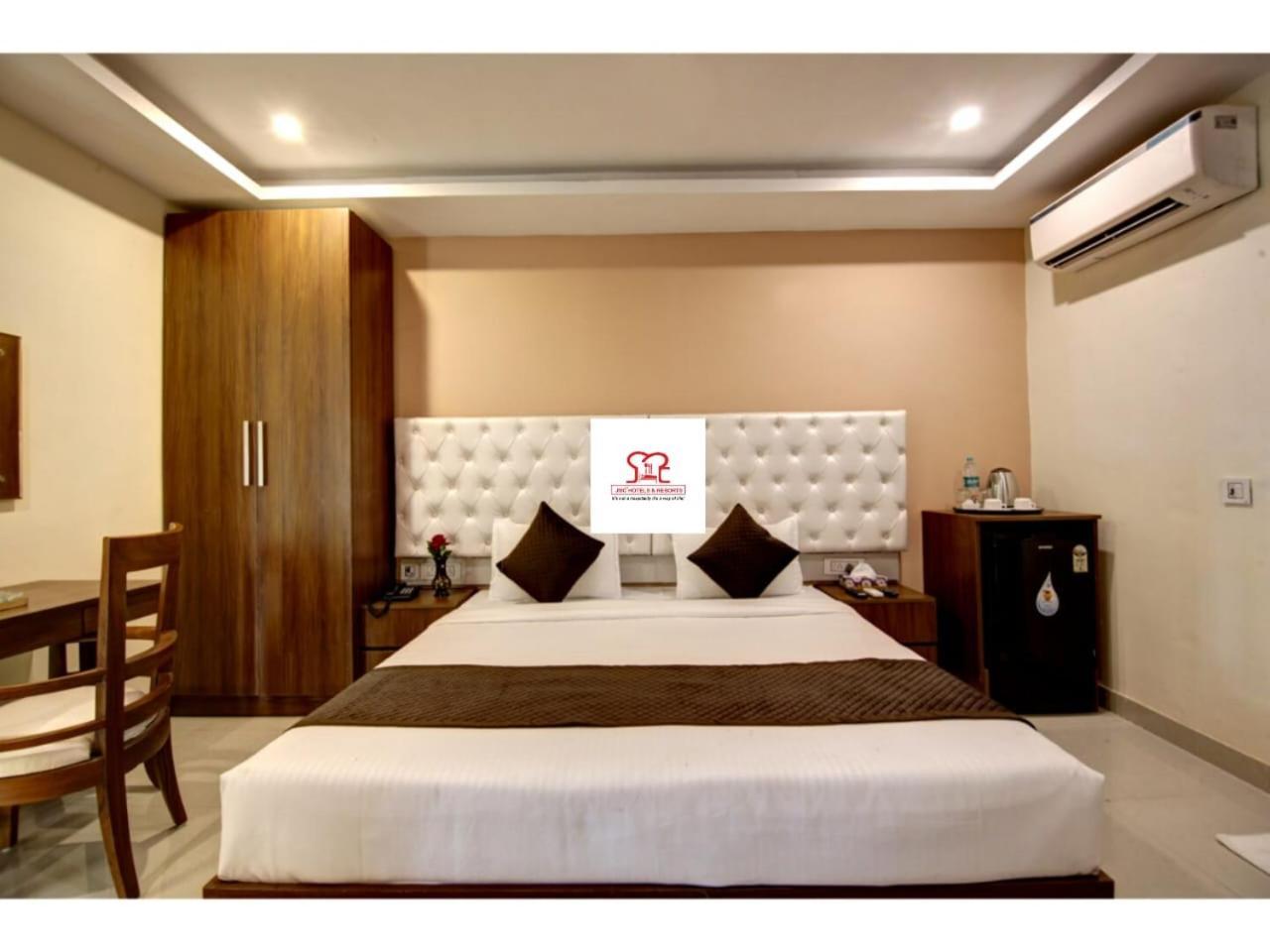 Abhiram Homestay Khajurāho Екстериор снимка