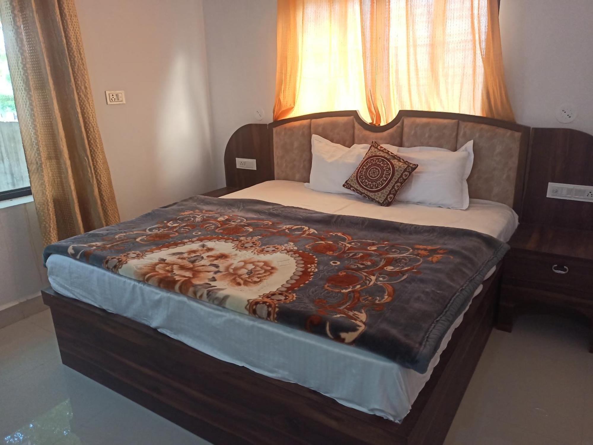Abhiram Homestay Khajurāho Екстериор снимка